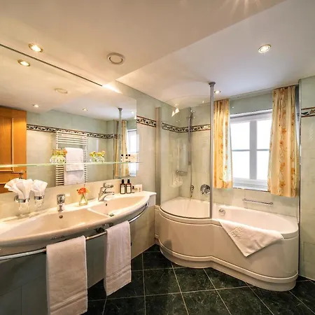 Tannbergerhof Im Zentrum Von Otel 4*